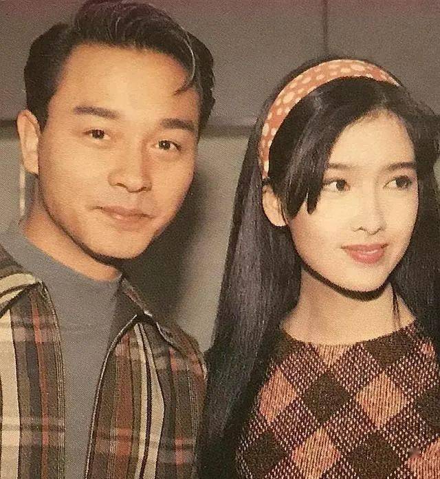 拒绝黄凯芹30年，嫁风流浪子，如今57岁无儿无女，她依然没变？