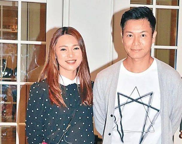 TVB视帝离婚后首度拍剧，与上位小花上演“父女恋”，再现豪门争斗