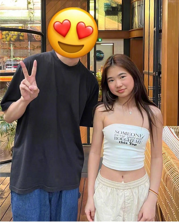 网友美国偶遇曹格与儿女 Grace与Joe暴风长大变美女帅哥